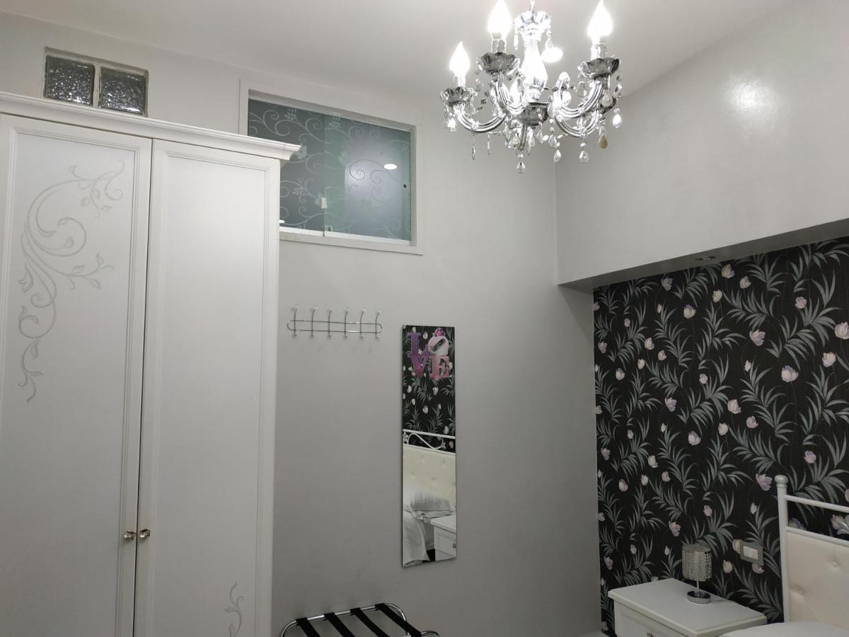 Aaron2 Appartement Napels